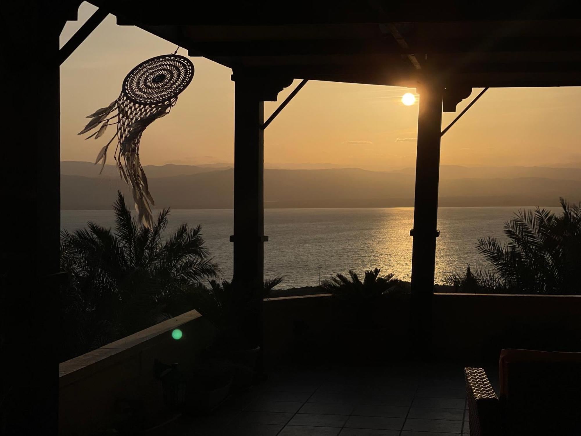 The Precious Guesthouse Sweimeh Kültér fotó