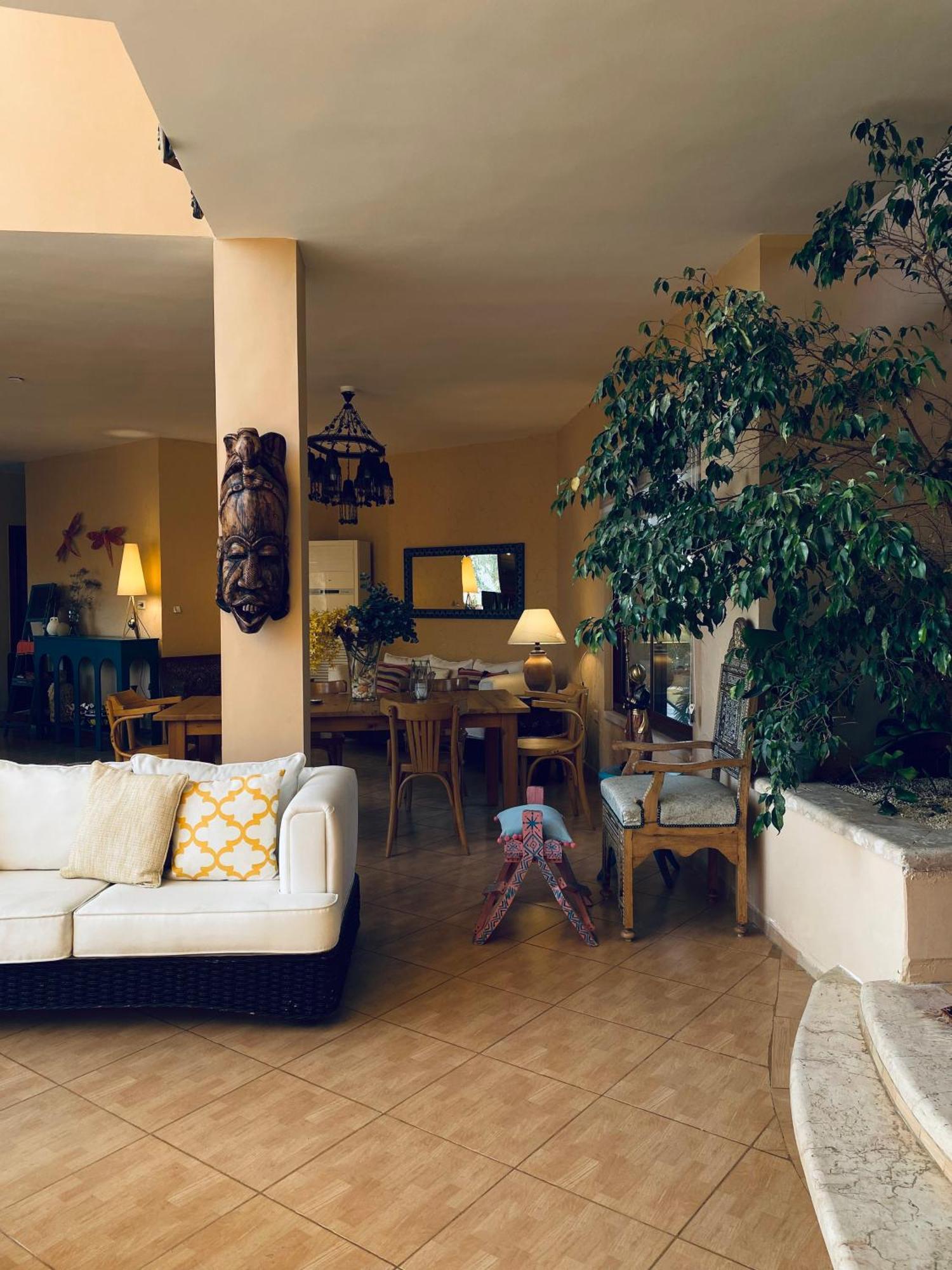 The Precious Guesthouse Sweimeh Kültér fotó